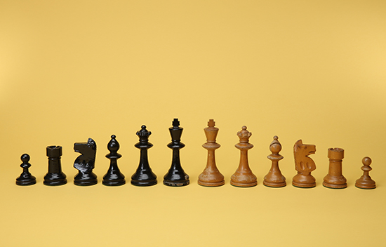 Pinney Club Size Chess Set