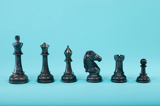 Cavalier Chess Set, 1967