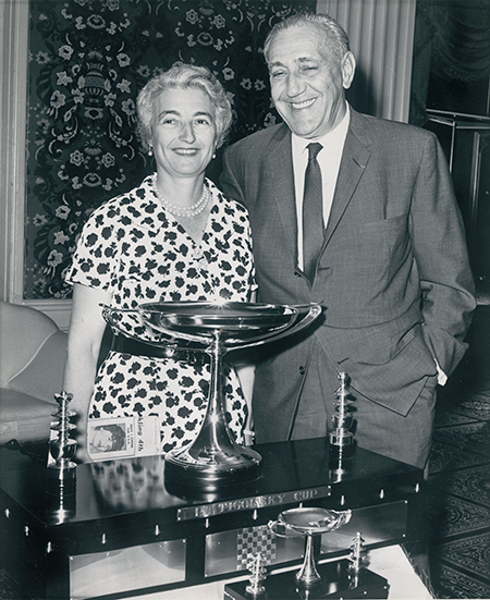 Jacqueline and Gregor Piatigorsky at the First Piatigorsky Cup